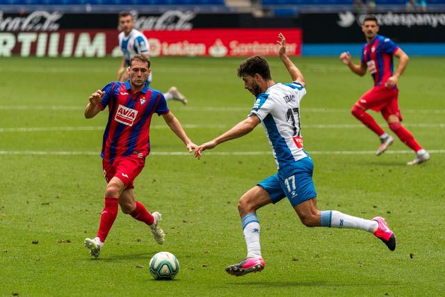 朱俊龙25+9孙铭徽15分广厦胜广州 陈盈骏30+9